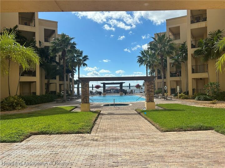 Property Photo: 2351 Lakeview Drive 119 FL 33870