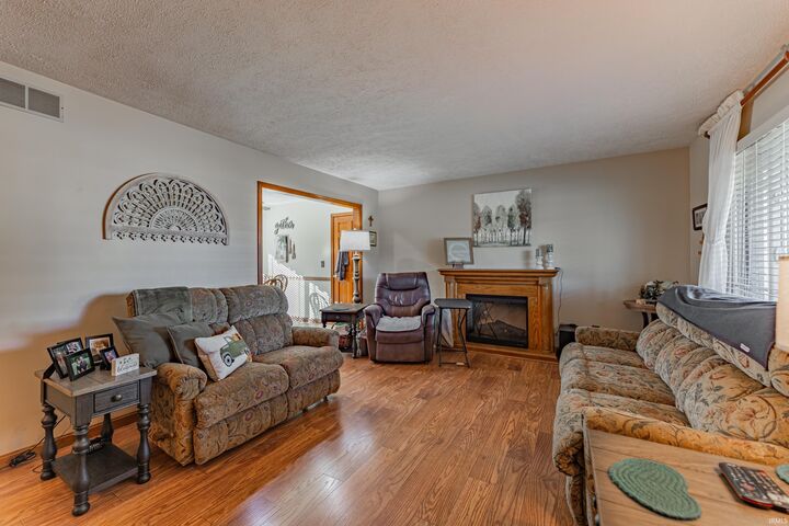 Property Photo:  2508 Woods Drive  IN 47638