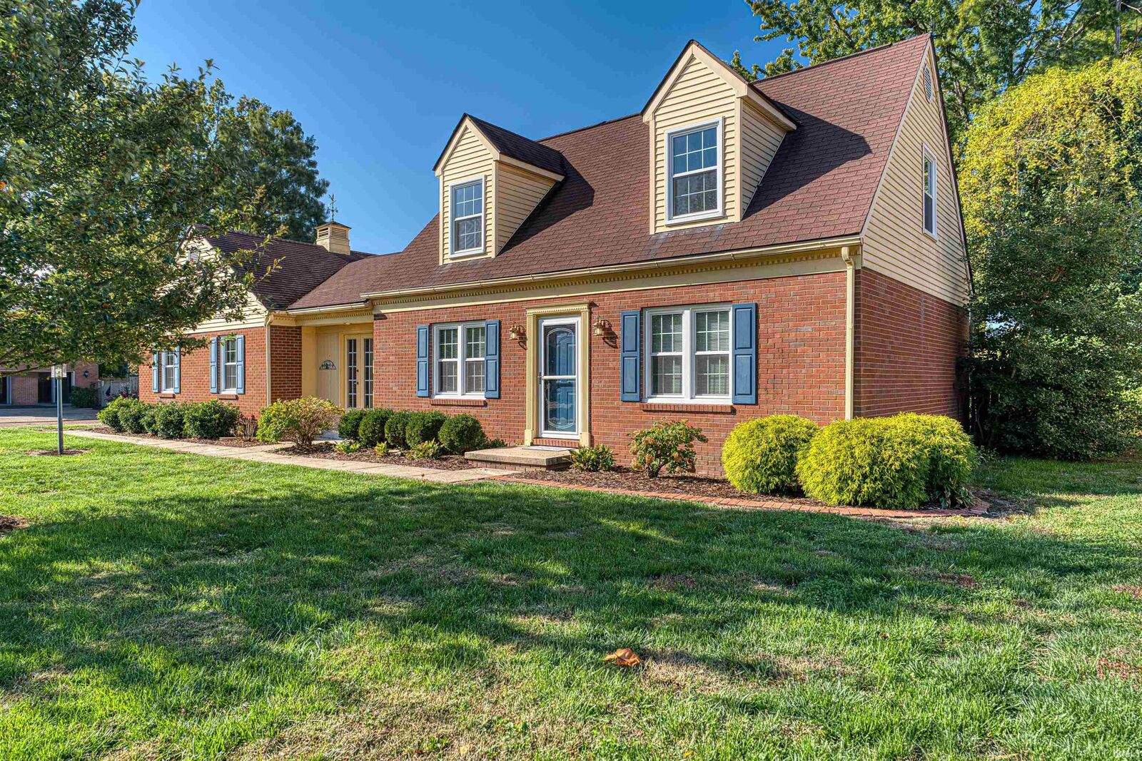 Property Photo:  345 Wilson Square  IN 47715 