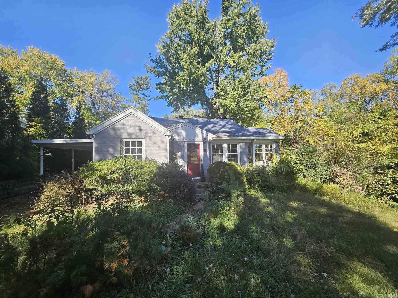 Property Photo: 315 W Evergreen Road IN 47710
