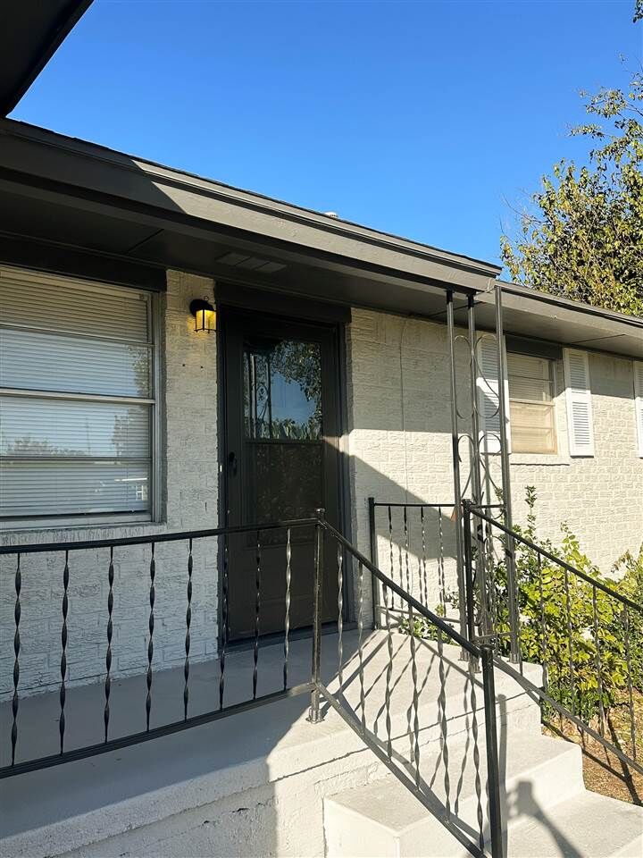 Property Photo:  6135 NW Euclid Ave  OK 73505 
