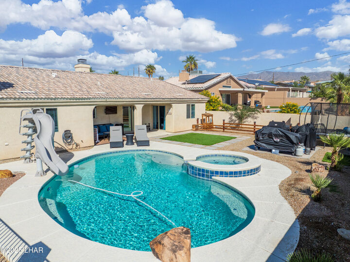 Property Photo: 3196 Oakwood Dr AZ 86404