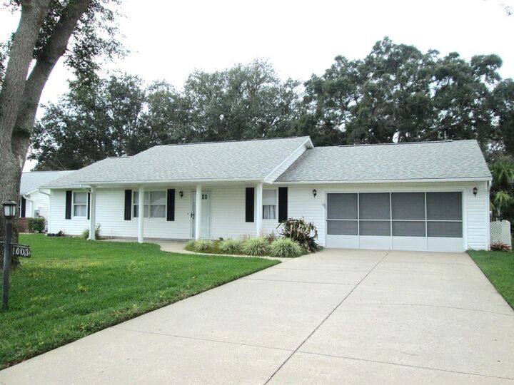 Property Photo:  1003 Dundee Circle Circle  FL 34788