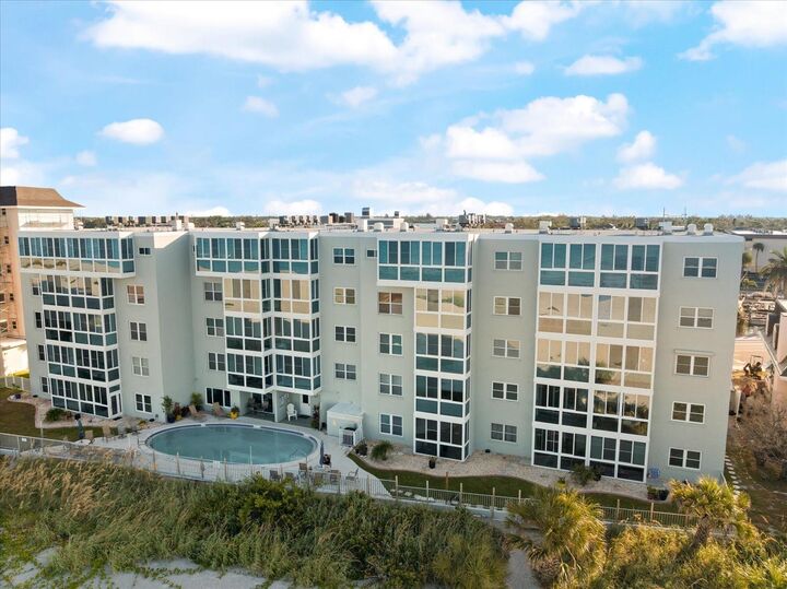 Property Photo:  950 Tarpon Center Drive 202  FL 34285