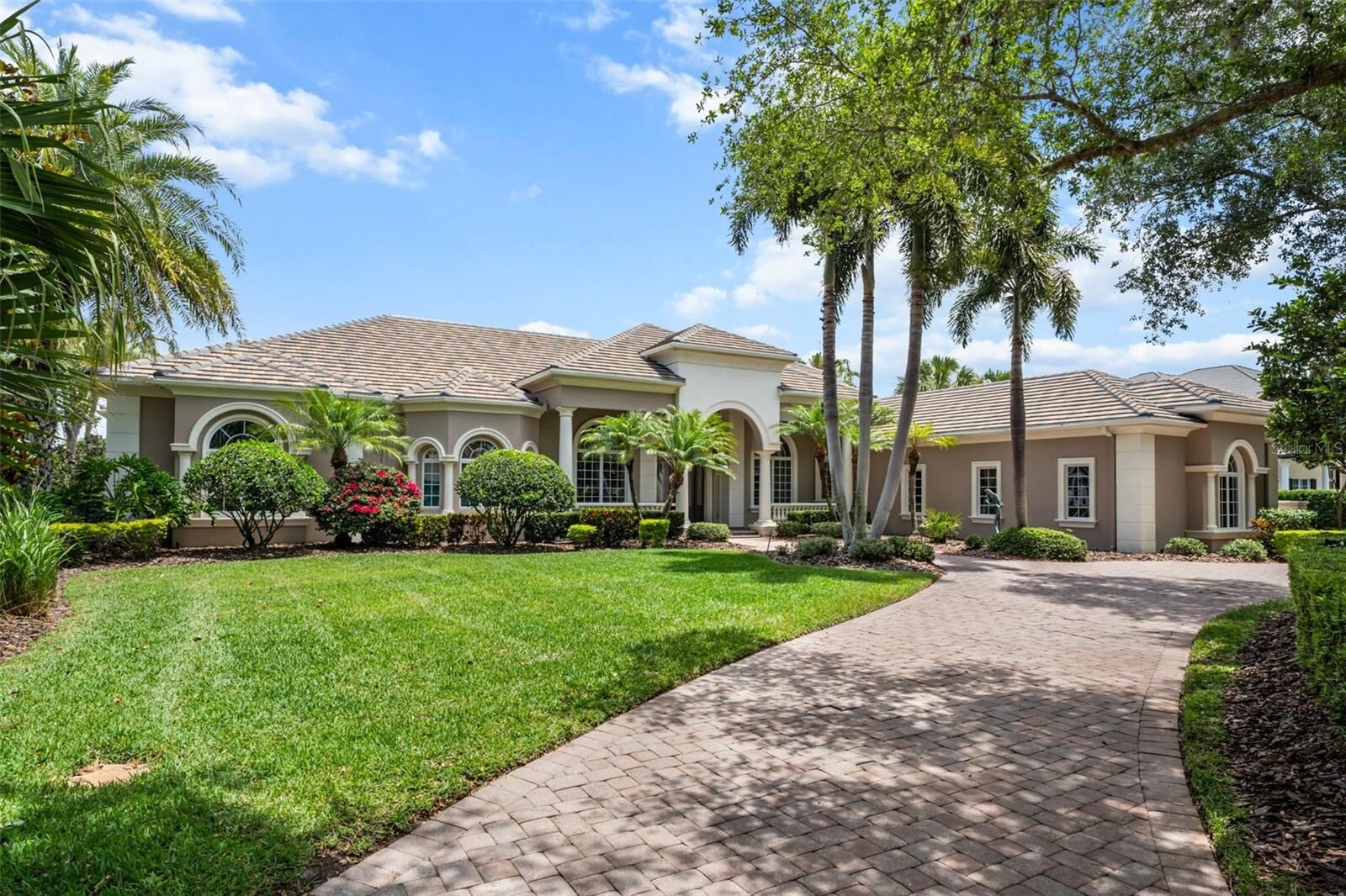 Property Photo:  4085 Founders Club Drive  FL 34240 