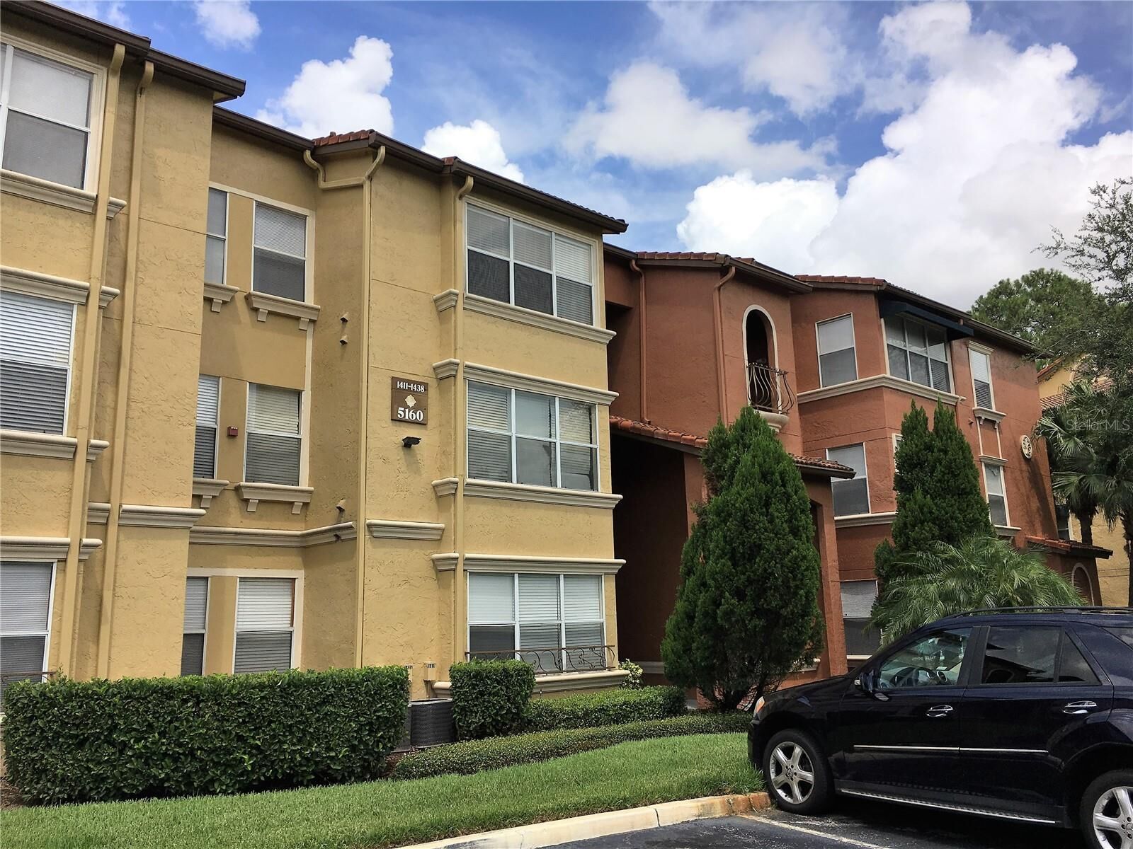 Property Photo: 5160 Conroy Road 1424 FL 32811