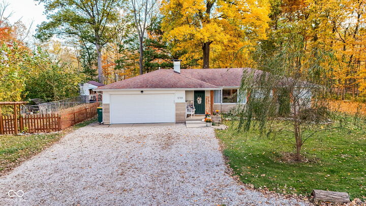 Property Photo: 5789 E County Road 200 N IN 46123