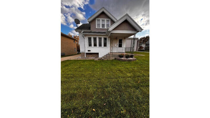 7715 W Center St  Milwaukee WI 53222 photo