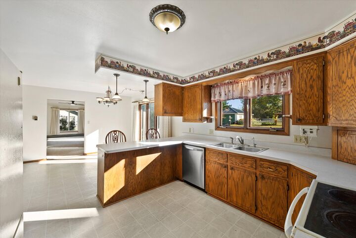 Property Photo: W4414 South St WI 53031