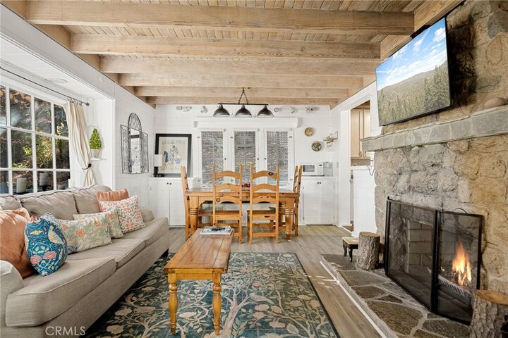 Property Photo: 265 Flower CA 92352