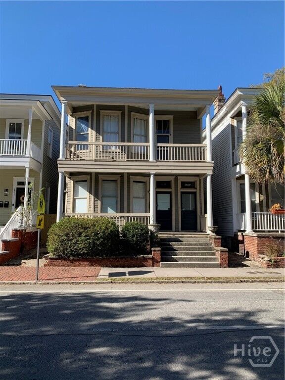 Property Photo:  1723 Whitaker Street Lower  GA 31401 