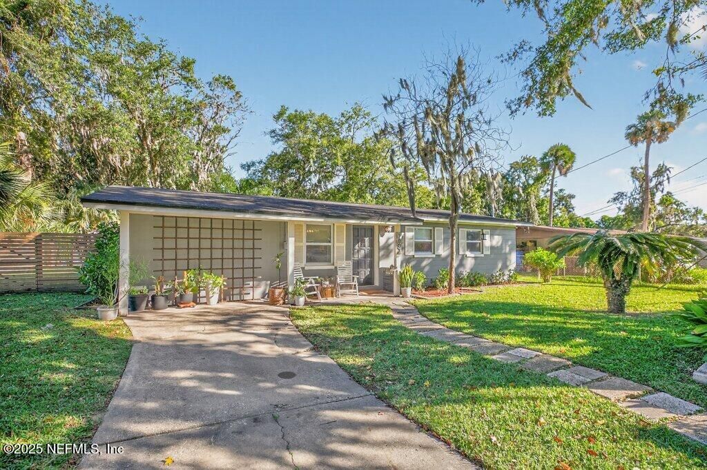 Property Photo:  1087 Spokane Avenue  FL 32233 