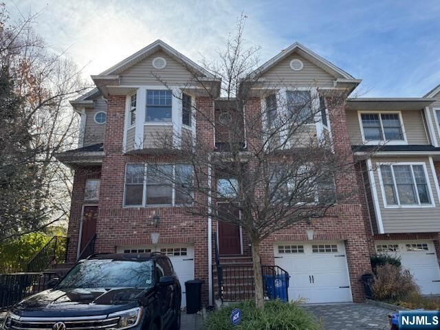 Property Photo:  2 James Lane  NJ 07670 