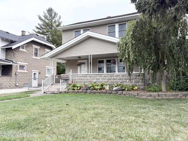 Property Photo:  2550 York Street  OH 43605 