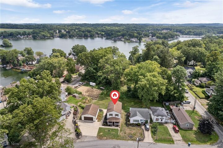 Property Photo:  3807 Hummel Drive  OH 44319