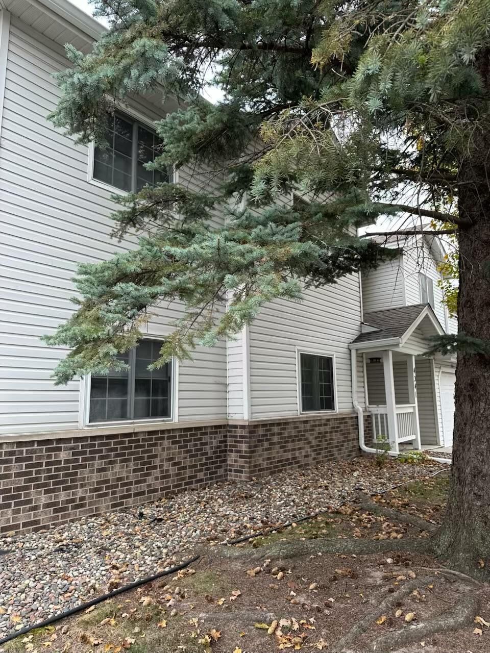 Property Photo:  4041 Maureen Drive NE 103ne  MN 55421