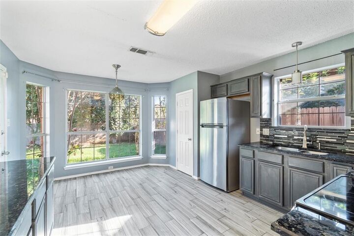 Property Photo: 1104 Brandy Station Road TX 75052