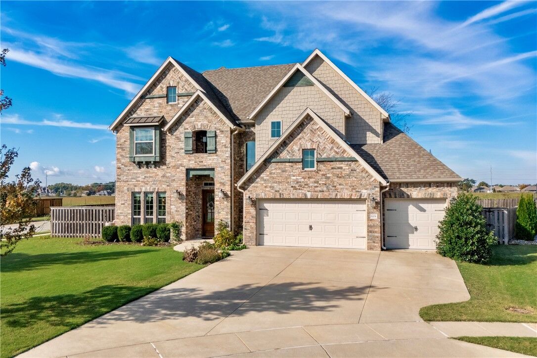 Property Photo:  6104 S 29th Street  AR 72758 