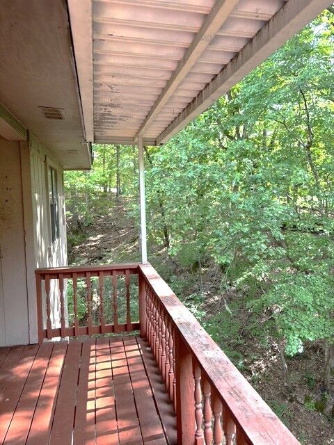 Property Photo: 3 Donington Lane AR 72714