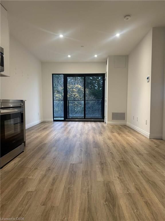 Property Photo: 525 New Dundee Road 421 ON N2P 0K8