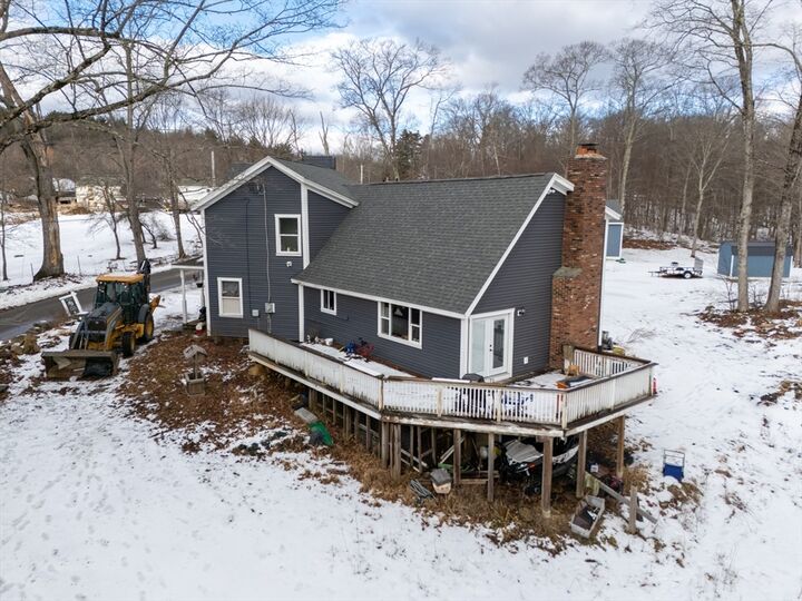Property Photo:  515 Keys Rd  MA 01585 