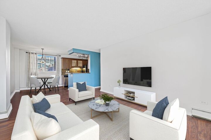 1706 11 Avenue SW 303  Calgary AB T3C 0N4 photo