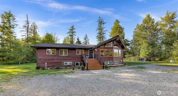 4104  Loomis Trail Road  Blaine WA 98230 photo