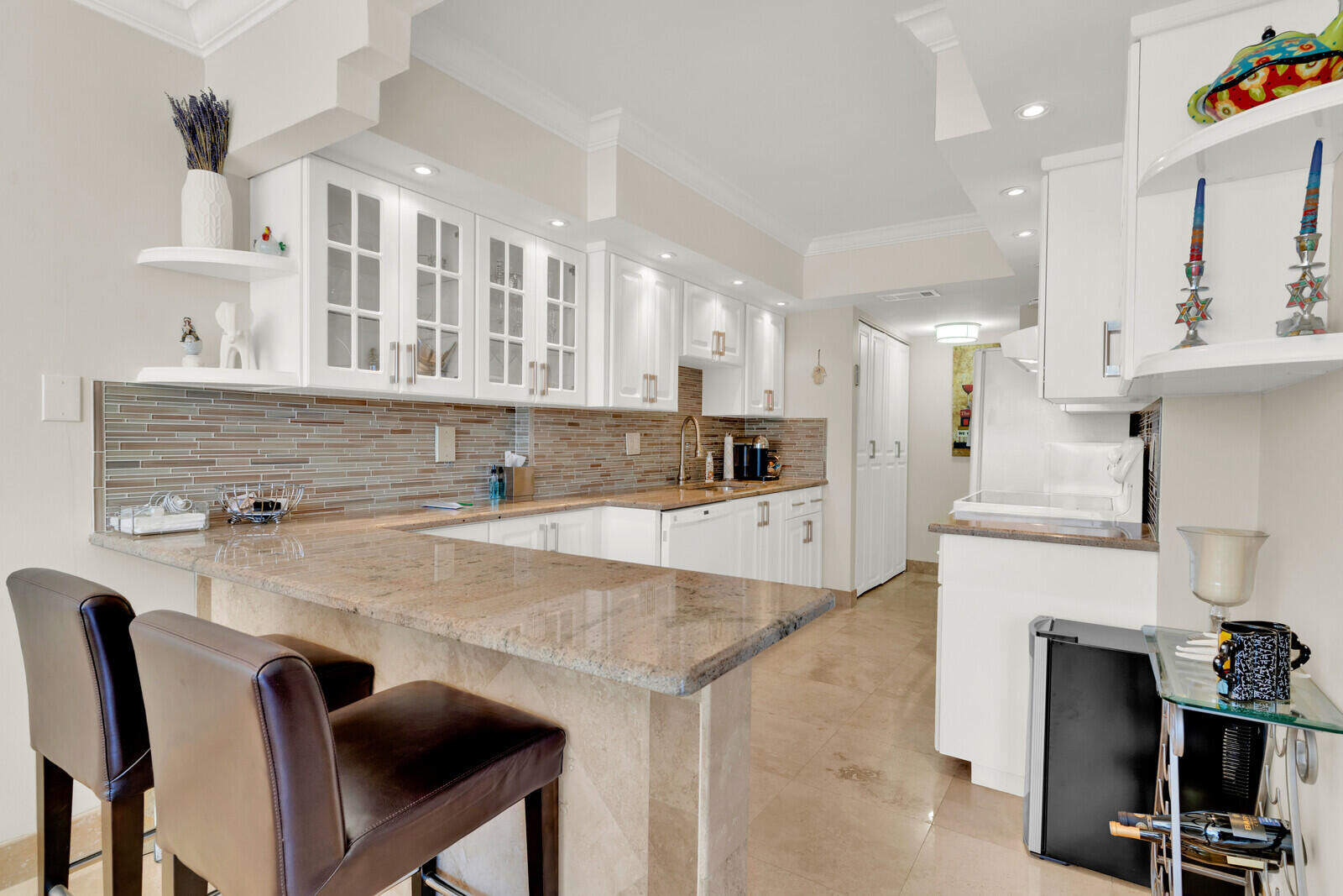 Property Photo: 799 Jeffery Street 4070 FL 33487