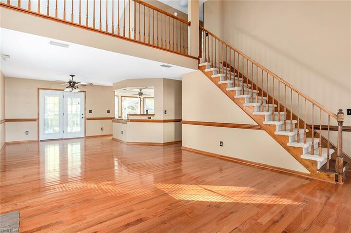 10 Enscore Ct  Hampton VA 23666 photo