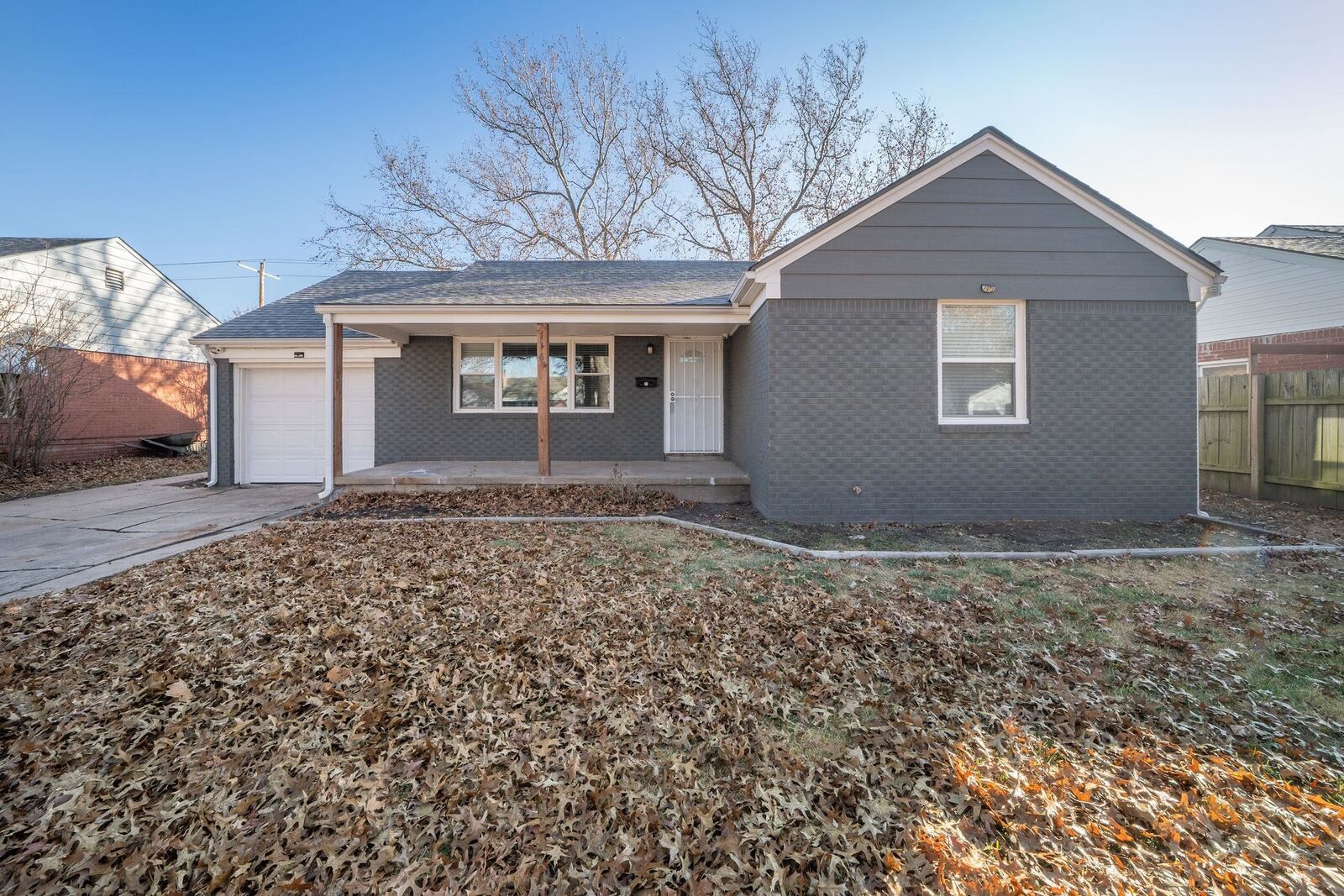 Property Photo:  716 S Edgemoor  KS 67218 
