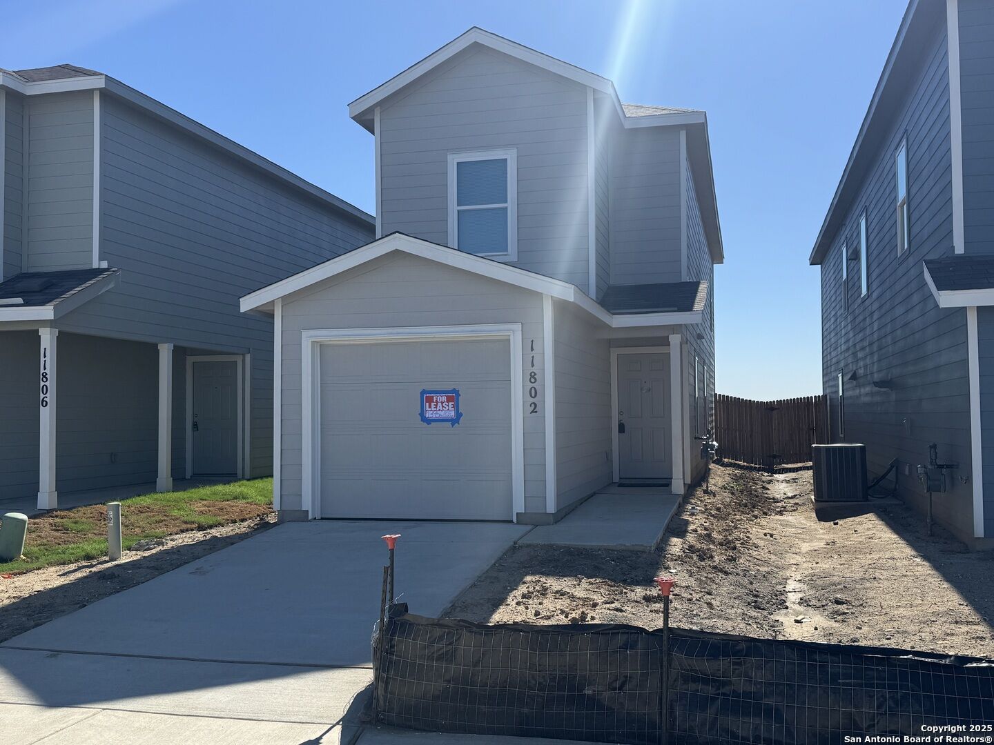 Property Photo: 11802 Bluebell Ridge TX 78109