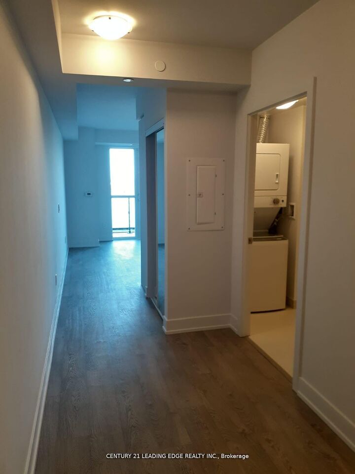 Property Photo: 2550 Simcoe Street N 320 ON L1L 0R5