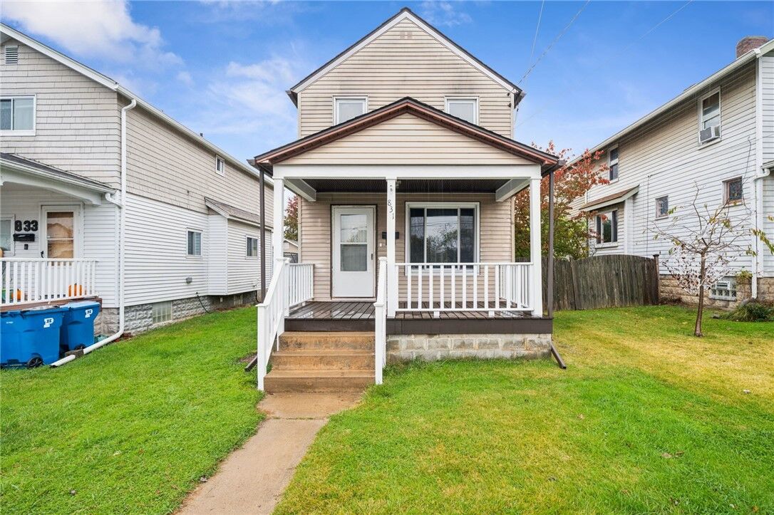 Property Photo:  831 5th Street  PA 15147