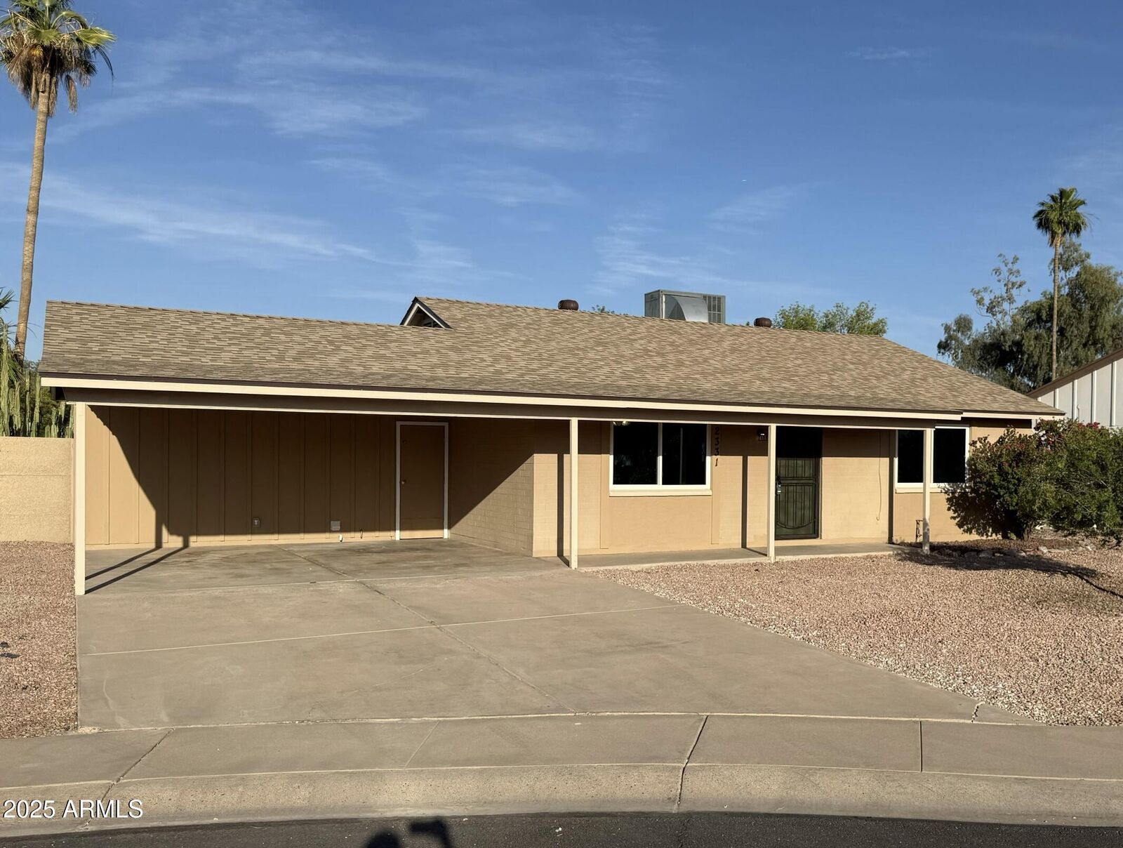 Property Photo: 2331 W Via Rialto Circle AZ 85202