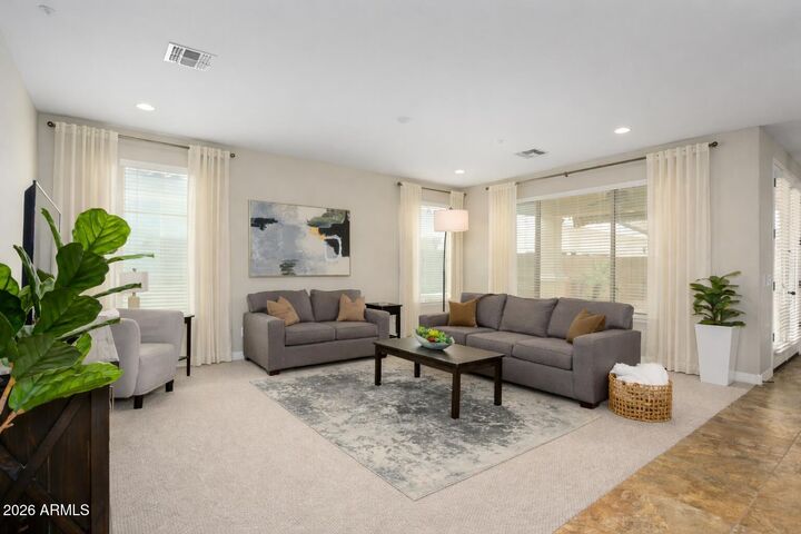 Property Photo:  4597 E Waterman Street  AZ 85297 