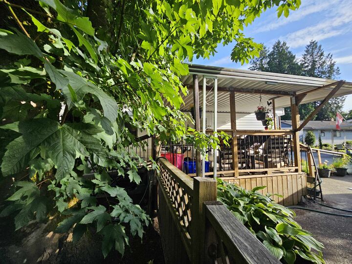 Property Photo: 21091 Lougheed Highway 3 BC V2X 2R2