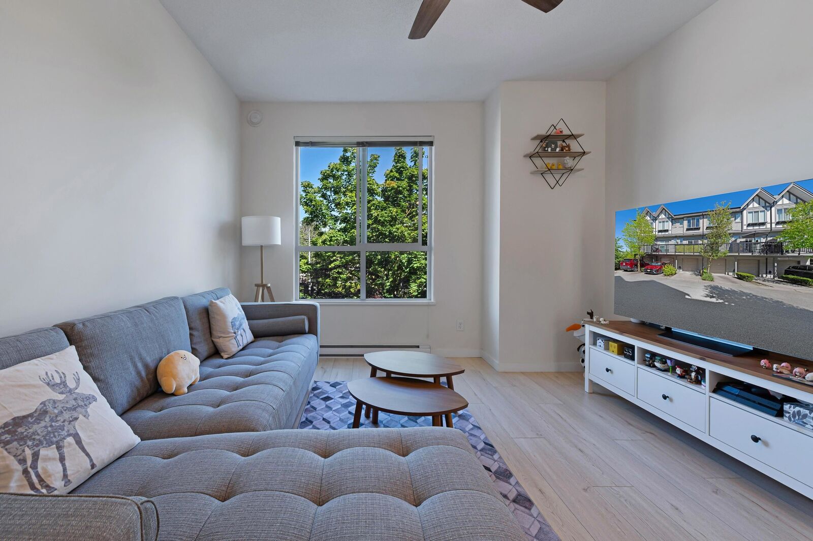 Property Photo: 9566 Tomicki Avenue 75 BC V6X 0E6