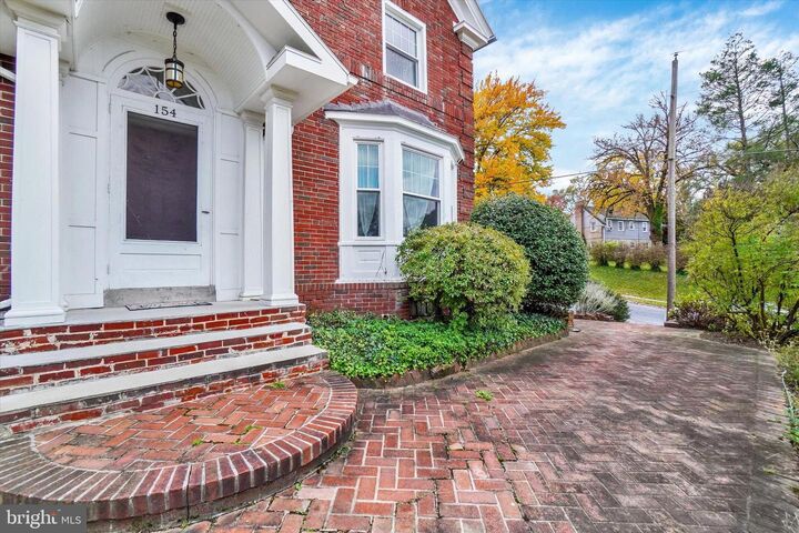 Property Photo:  154 Peyton Road  PA 17403