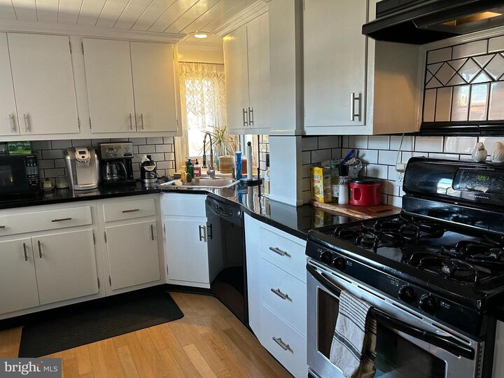 Property Photo:  1901 Fairview Street  PA 19606 