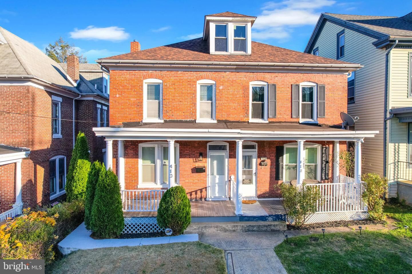 Property Photo:  410 Summit Avenue  MD 21740 