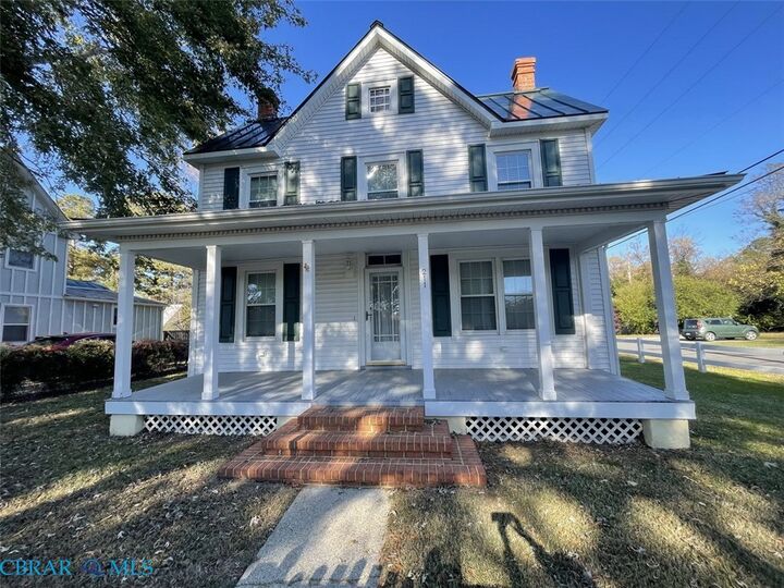 211 Taylor Avenue  Urbanna VA 23175 photo