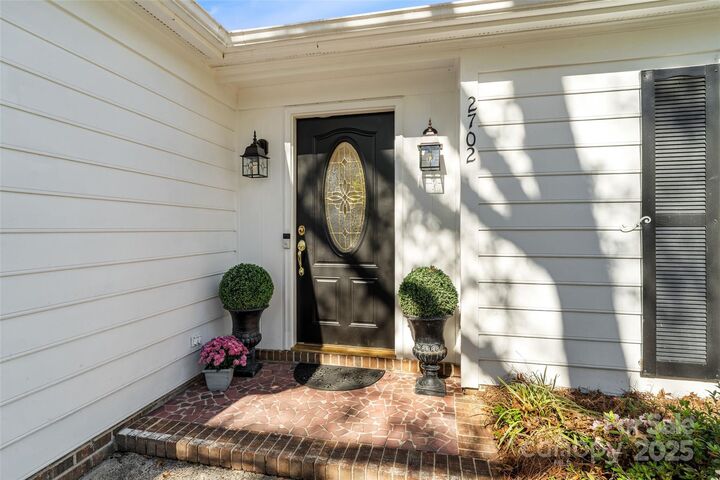 Property Photo: 2702 Quailrush Road NC 28226