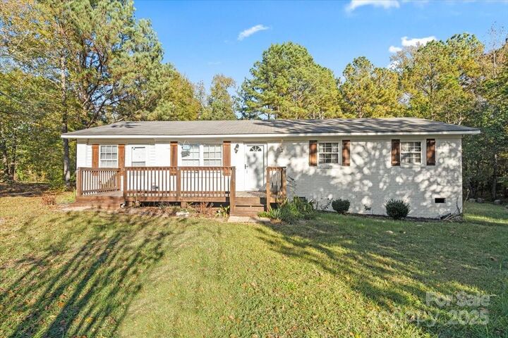 Property Photo:  109 E Pigg Street  SC 29728 