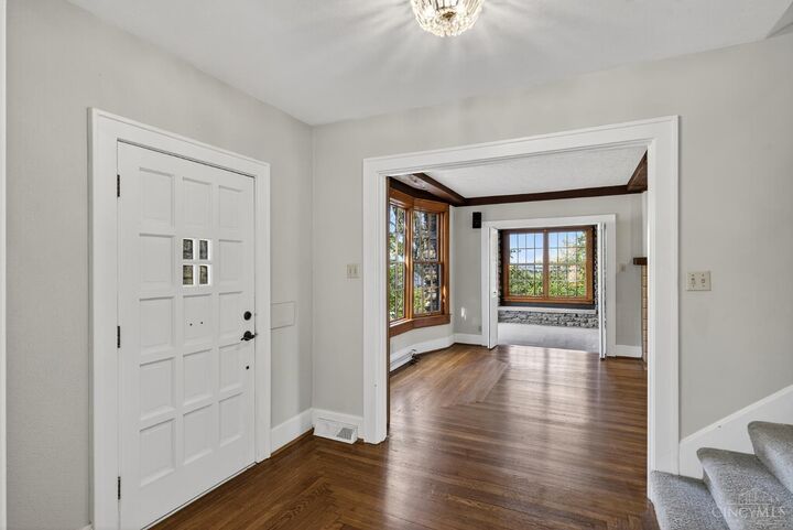 Property Photo: 3546 Herschel View Place OH 45208