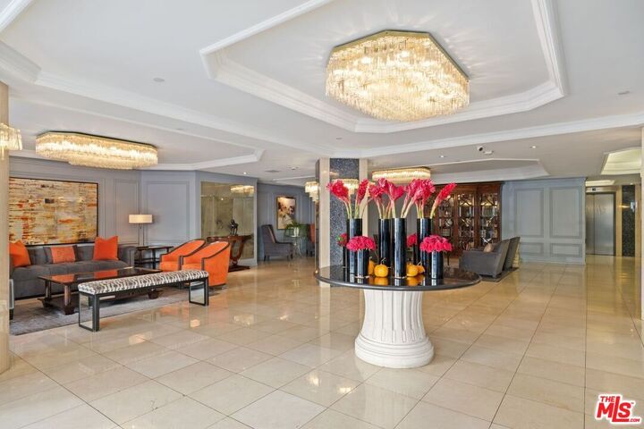 Property Photo:  10660 Wilshire Blvd  CA 90024