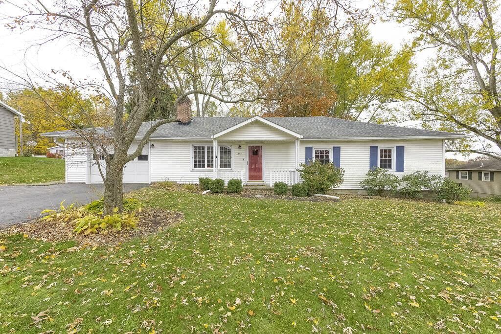 Property Photo:  15 Summit Drive  OH 43019 
