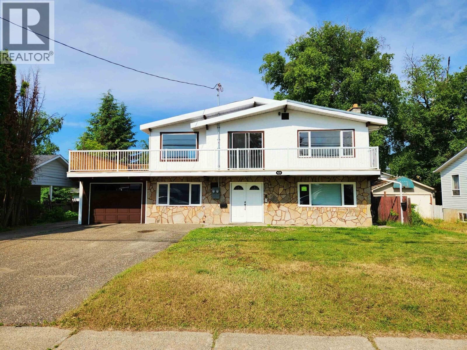 Property Photo: 423 Baker Drive BC V2J 1V2