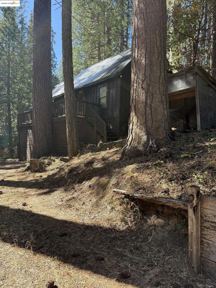Property Photo:  25744 Long Barn Sugar Pine Rd  CA 95335 