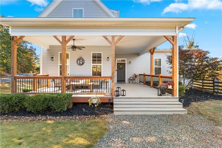 Property Photo: 6435 Looper Lake Drive GA 30542