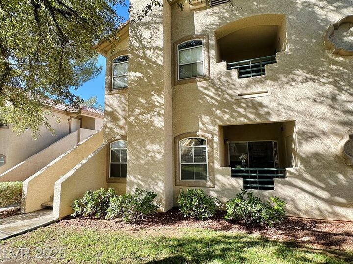 Property Photo: 5415 West Harmon Avenue 1042 NV 89103